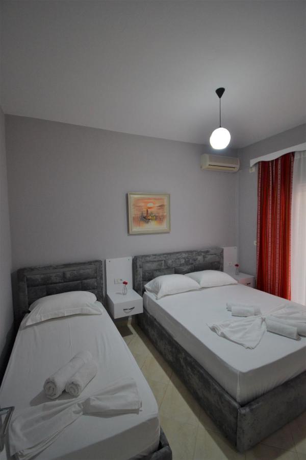 Little Cozy Apartment 1 Sarande Exterior photo