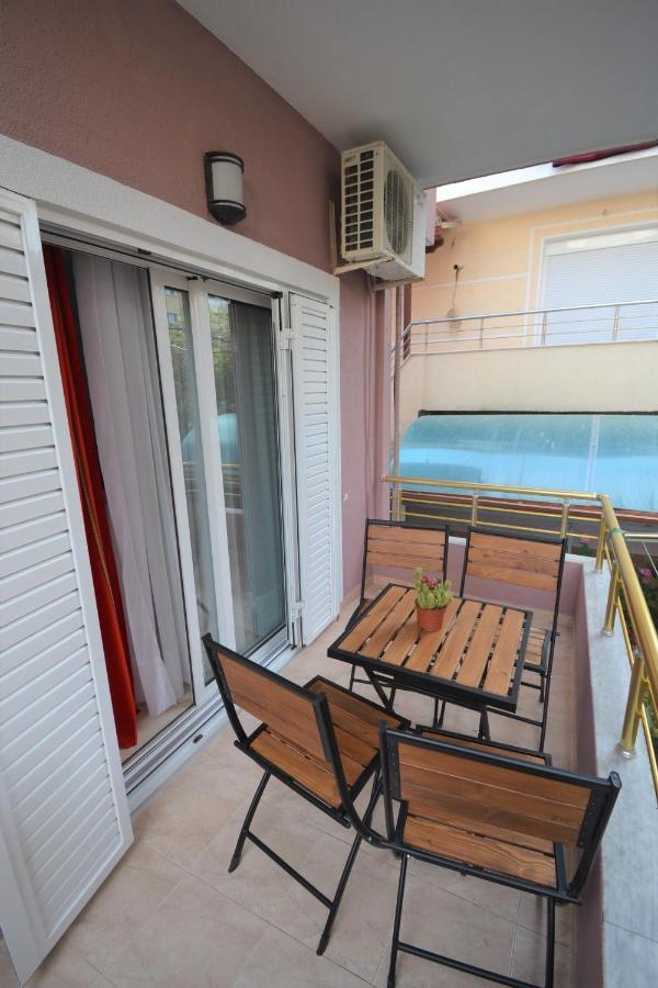 Little Cozy Apartment 1 Sarande Exterior photo