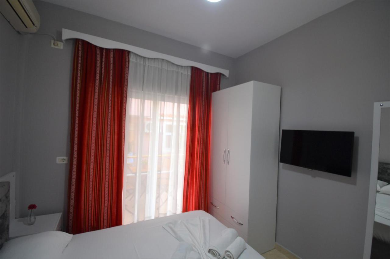 Little Cozy Apartment 1 Sarande Exterior photo